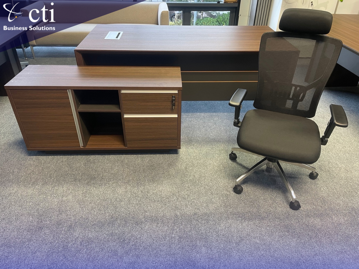 Parnell Executive Desk, Cosmopolitan Executive Chair & Side Unit – CTI ...