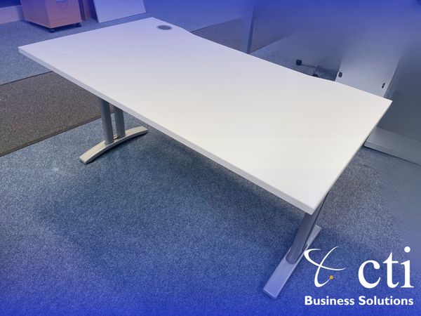 White Office Desk - 1400mm - Ex-Corporate, Grade A