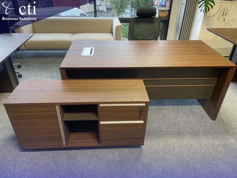 Parnell Executive Desk, Cosmopolitan Executive Chair & Side Unit