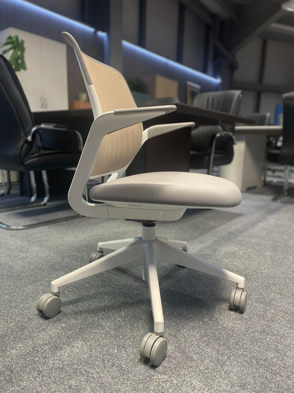 "Steelcase Cobi" Office Chair ~ Ex-Corporate ~ Grade A